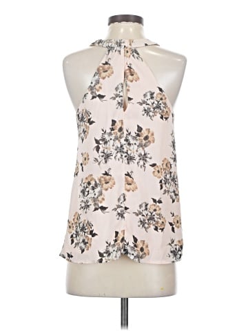 DAILYLOOK Sleeveless Blouse (view 2)