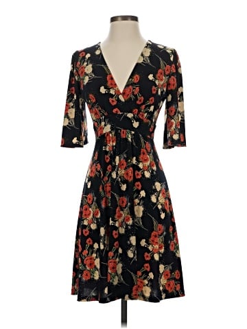 Veronica M. Casual Dress (view 1)