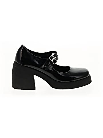 Madden Girl Heels (view 1)