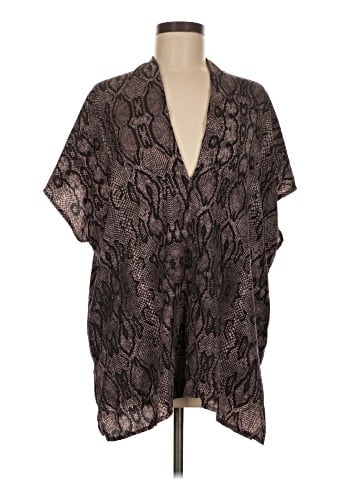 Karlie Kimono (view 1)