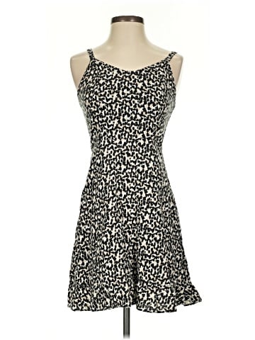 Old Navy Casual Dress (view 1)