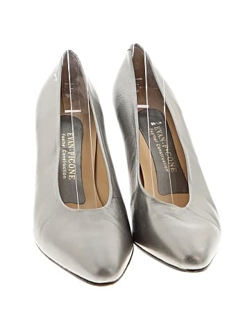 Evan Picone Flats (view 2)