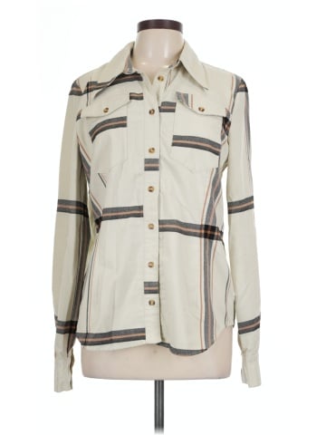 Baum Und Pferdgarten Long Sleeve Button-Down Shirt (view 1)