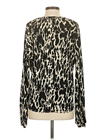 Urban Outfitters Long Sleeve T-Shirt (view 2)