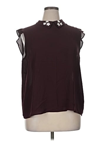 Elle Sleeveless Blouse (view 1)