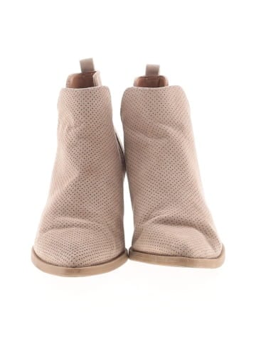 Universal Thread Ankle Boots (view 2)