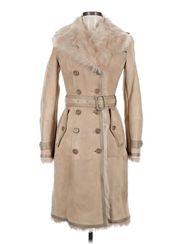 Burberry Trenchcoat (view 1)