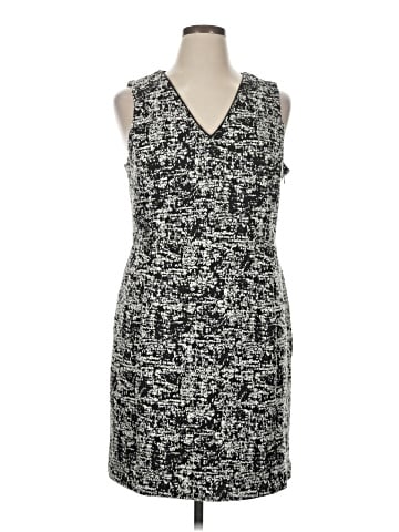 H By Halston Casual Dress (view 1)