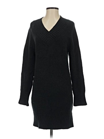 Abercrombie & Fitch Pullover Sweater (view 1)