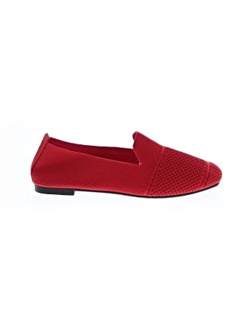 Unbranded Flats (view 1)
