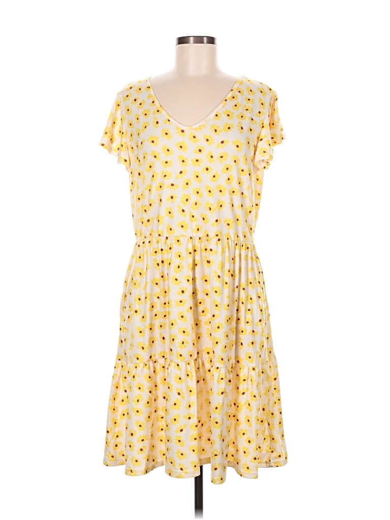 Pre-owned Hotouch Casual Dress In Yellow