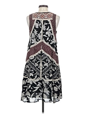 Floreat Casual Dress (view 2)