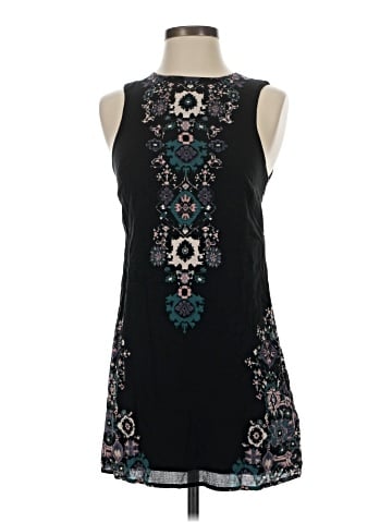 Ecote Sleeveless Blouse (view 1)