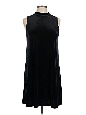 Tiana B. Casual Dress (view 1)