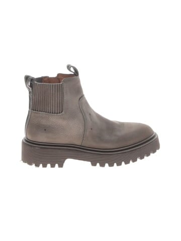 Madewell The Henry Lugsole Boot in Nubuck (view 1)