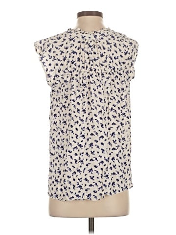 Everleigh Sleeveless Button-Down Shirt (view 2)