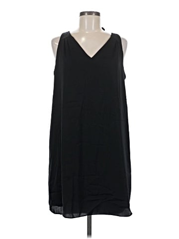 Old Navy Casual Dress (view 1)