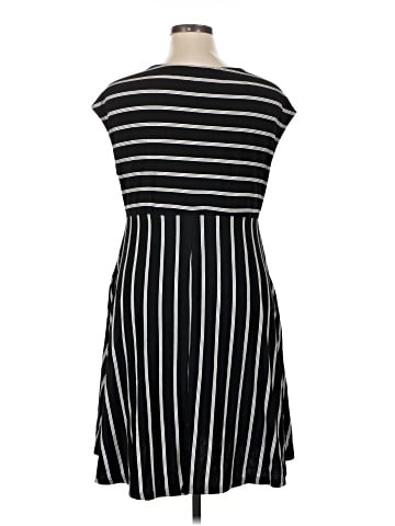 Suzanne Betro Casual Dress (view 2)