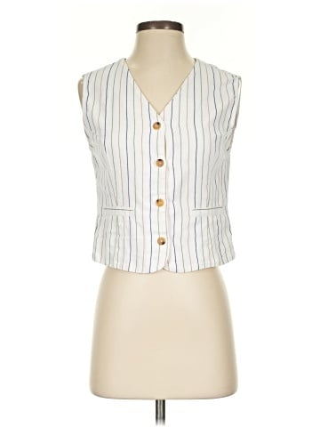 Fate Sleeveless Button-Down Shirt (view 1)