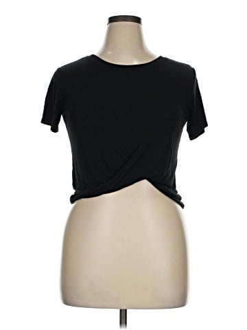 En Creme Short Sleeve T-Shirt (view 1)
