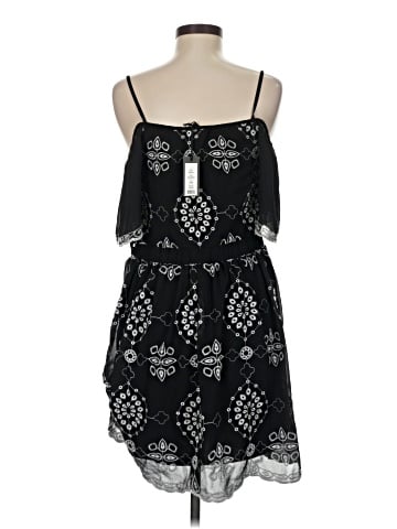 Romeo & Juliet Couture Casual Dress (view 2)