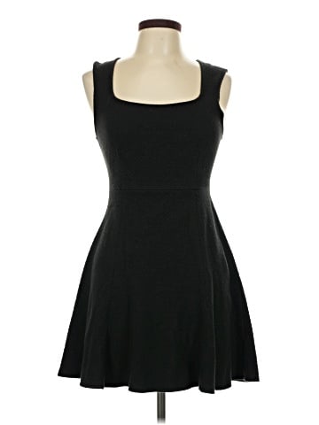 Pins and Needles Casual Dress (view 1)