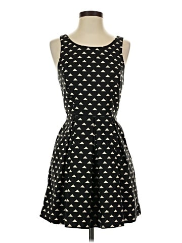 Forever 21 Casual Dress (view 1)