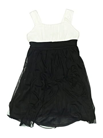 Amy's Closet Dress (view 1)