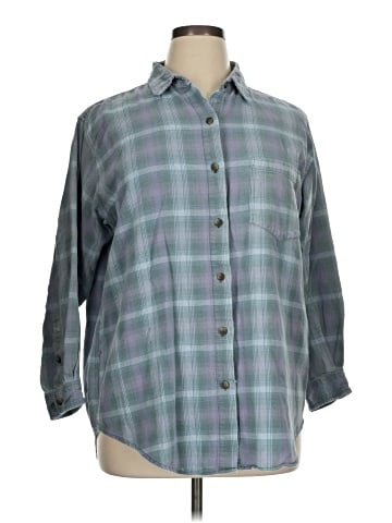 Cherokee 3/4 Sleeve Button-Down Shirt (view 1)