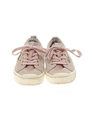 Cariuma Sneakers (view 2)