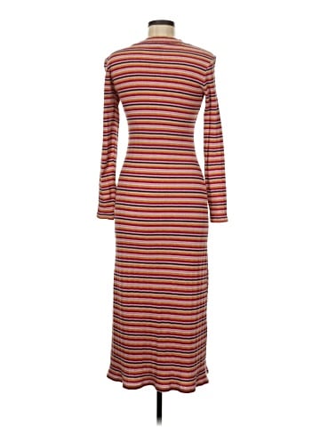 Urban Outfitters Casual Dress (view 2)