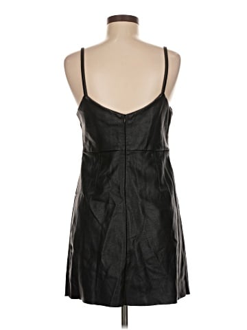 Honey Punch Casual Dress (view 2)