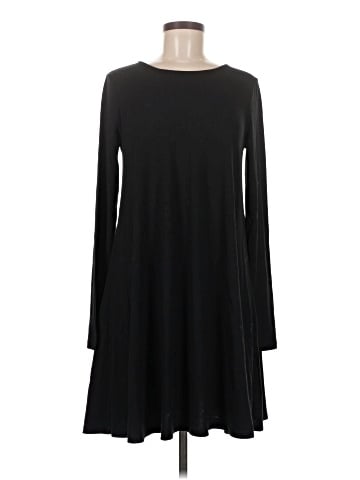 Old Navy Casual Dress (view 1)