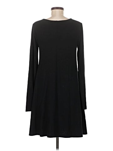 Old Navy Casual Dress (view 2)