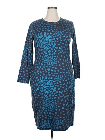 The Kit. Casual Dress (view 1)