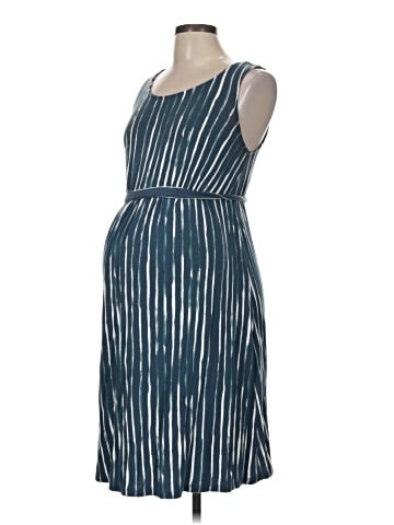 Liz Lange Maternity Cocktail Dress (view 1)