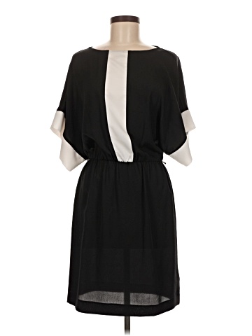 Suzi Chin for Maggy Boutique Casual Dress (view 1)