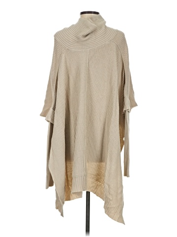 Quinn Poncho (view 2)