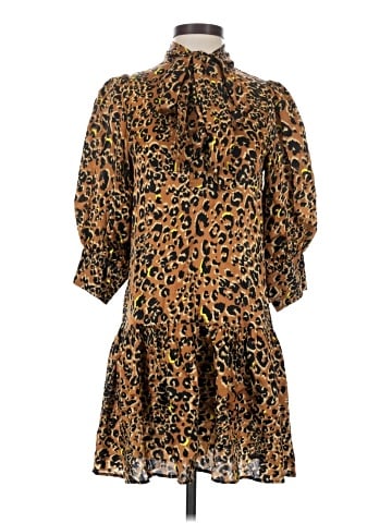 Hunter Bell Casual Dress (view 1)