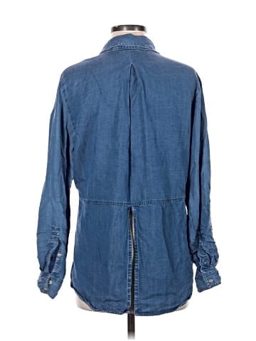 Buttons Long Sleeve Button-Down Shirt (view 2)