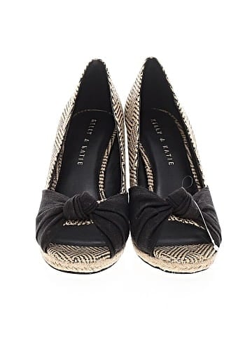 Kelly & Katie Wedges (view 2)