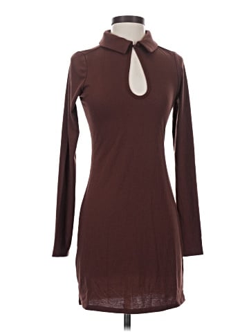 Fourteenth Place Casual Dress (view 1)