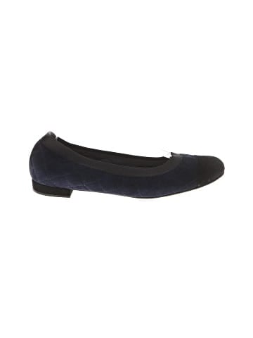 Stuart Weitzman Flats (view 1)