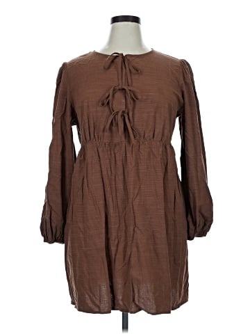 Zesica Casual Dress (view 1)