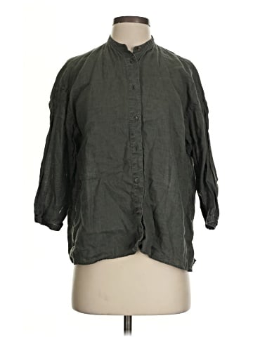 Uniqlo 3/4 Sleeve Button-Down Shirt (view 1)