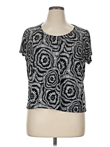 Suzie In The City Short Sleeve T-Shirt (view 1)
