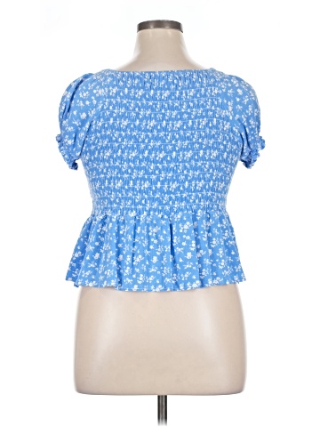 Kendall & Kylie Short Sleeve Blouse (view 2)