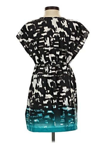 Motherhood Sleeveless T-Shirt (view 2)