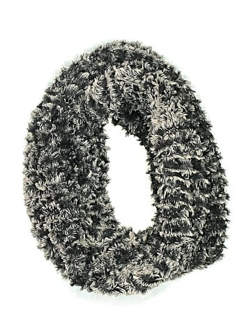 Modena Scarf (view 1)