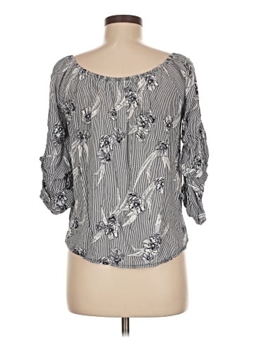 Crave Fame By Almost Famous 3/4 Sleeve Blouse (view 2)